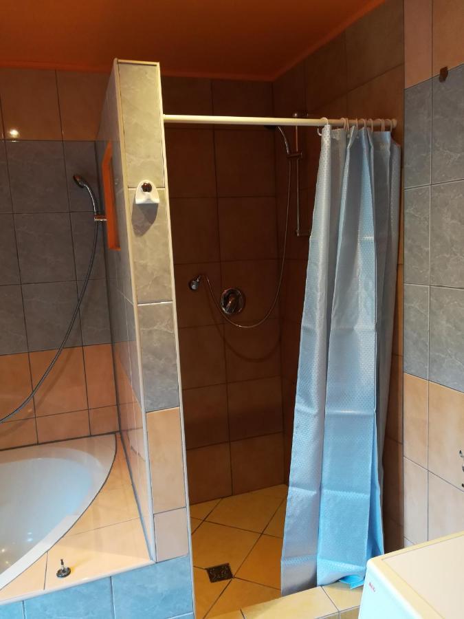 Prazdninovy Byt Arin Lägenhet Jáchymov Exteriör bild